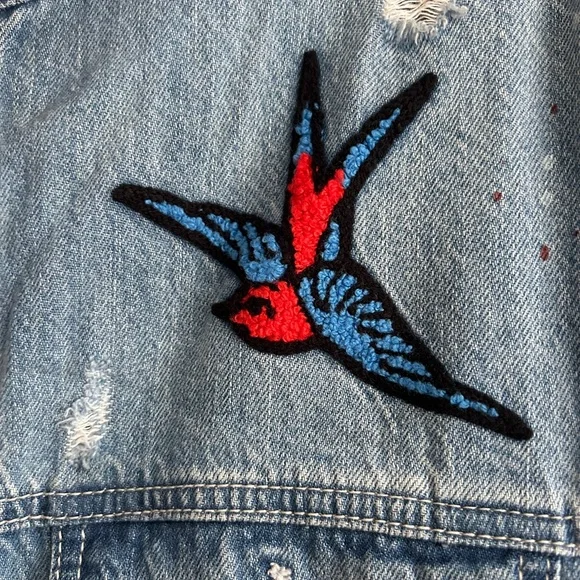 Only Jeans Distressed Denim Jacket Embroidered Playing Card Themed - Picture 6 of 9